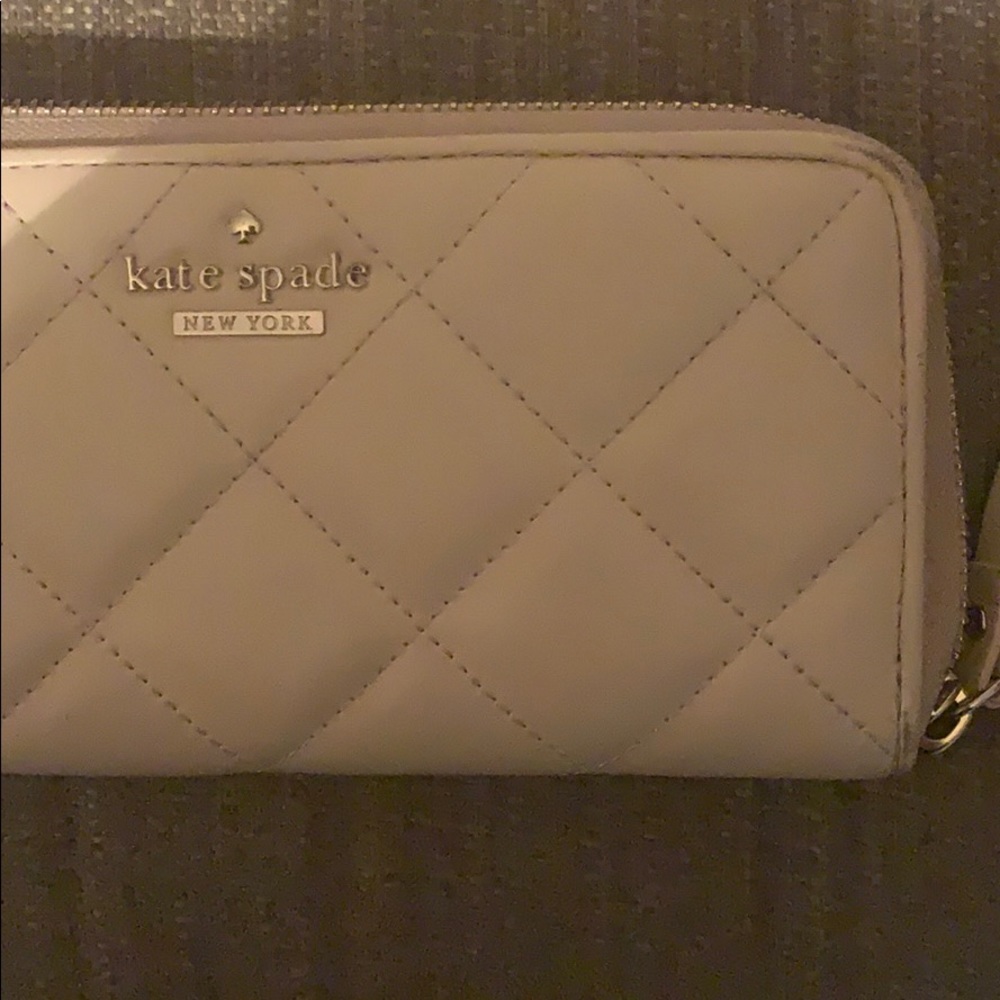 Kate Spade ♠️ - Picture 7 of 7
